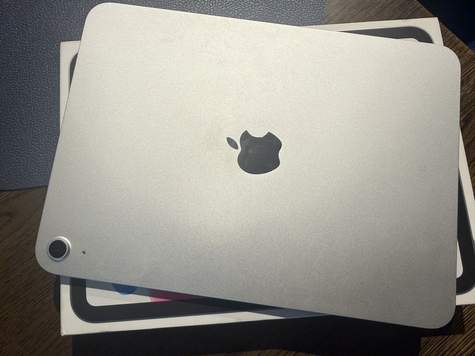 Apple Ipad a16 128 gb