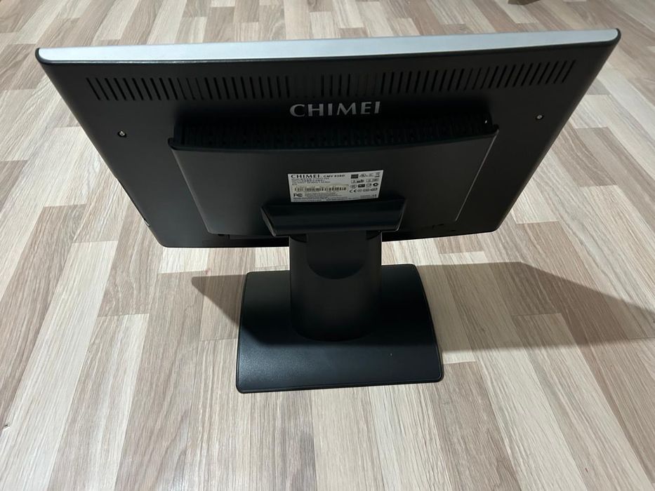 Монитор в хорошем состоянии