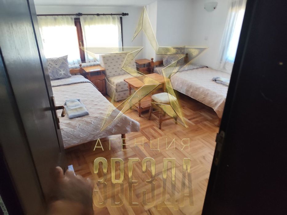 Къща / вила за продажба - Стойките, до Пампорово