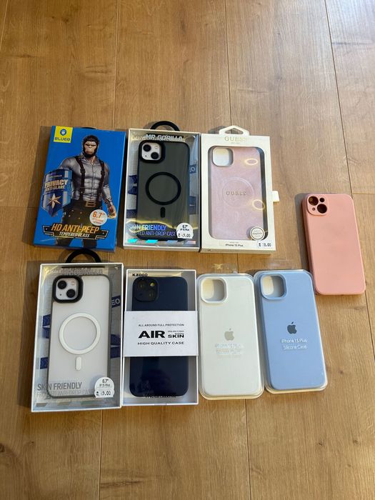 Обурудване за магазин плюс стоката мобилни аксесоари и кейсове