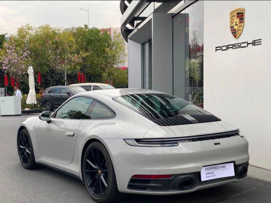 Porsche 911 CIP Tashkent 199 000y.e