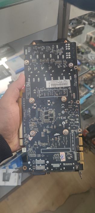 Zotac gtx 760 2gb 256bit ddr 5 
 2ta bor