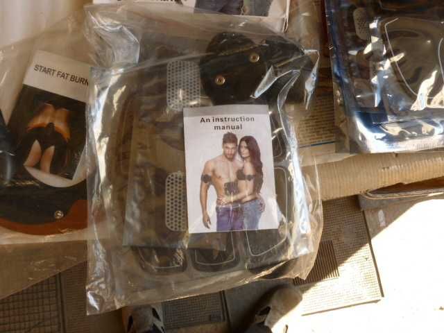 продавам EMS Hips Trainer електростимулатор