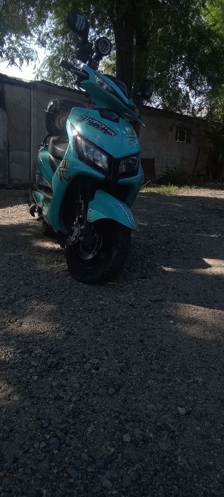 Продаётся м8 без минусов