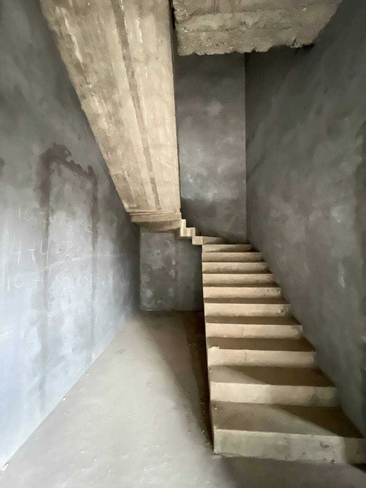 Продается еврокоробка  4 сот.