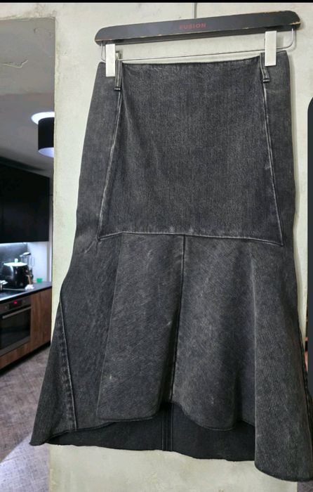 Balenciaga ,оригинална пола