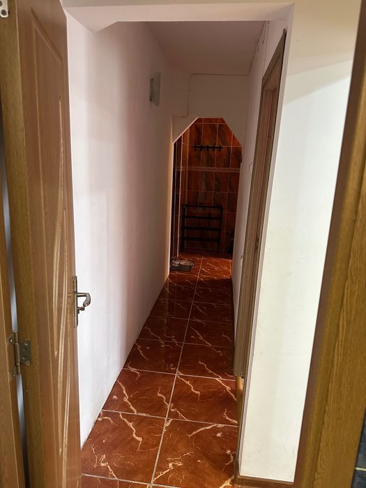 Apartament 2 camere decomandat de închiriat Petroșani (Zona Aeroport )