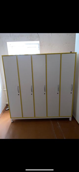 Продам вместительные шкафы