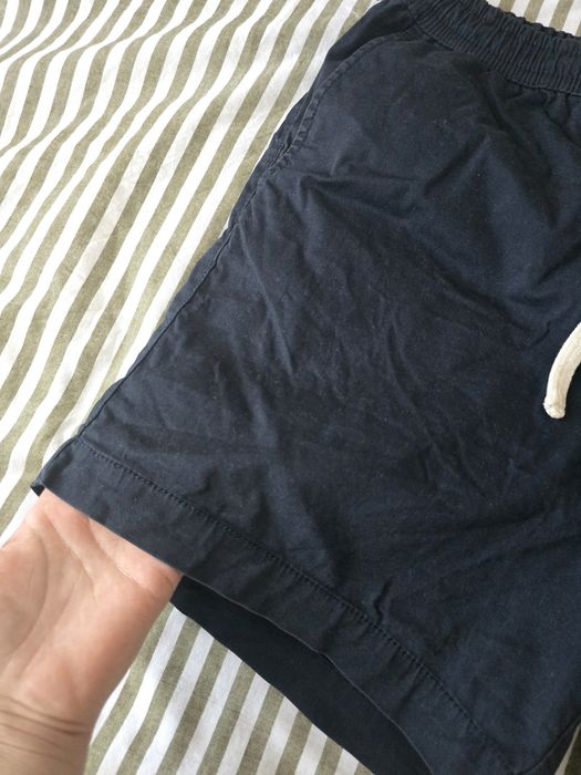 Pantaloni scurti barbati pantaloni de vara din material simplu si moale