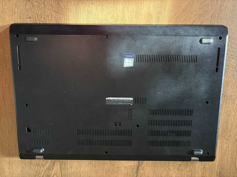 Бърз и надежден лаптоп Lenovo ThinkPad L590 15.6" Full HD / i5-8365U / 8GB RAM / 256GB SSD / Win 11 Pro