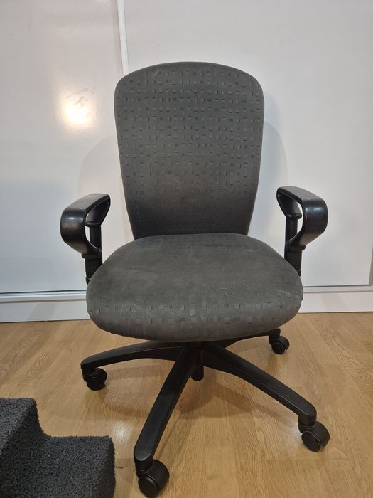 Scaun de birou reglabil