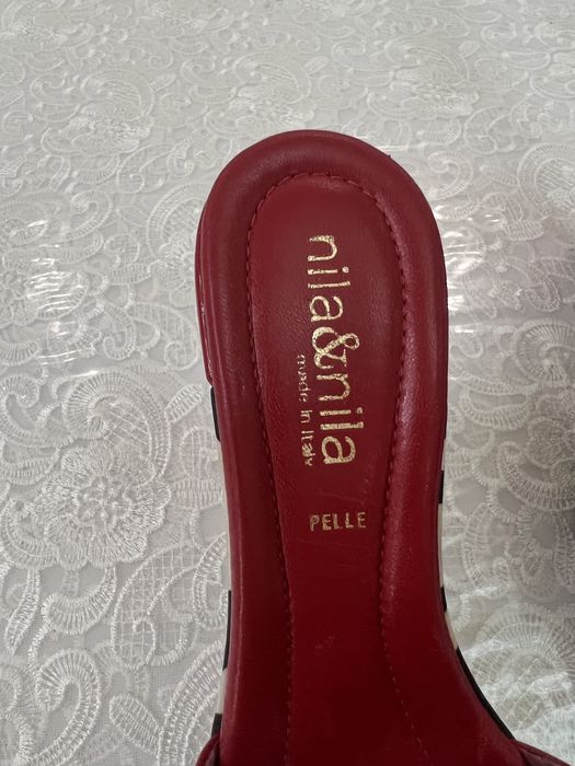 Босоножки женские