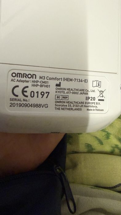 Tensiometru OMRON M3 Confort