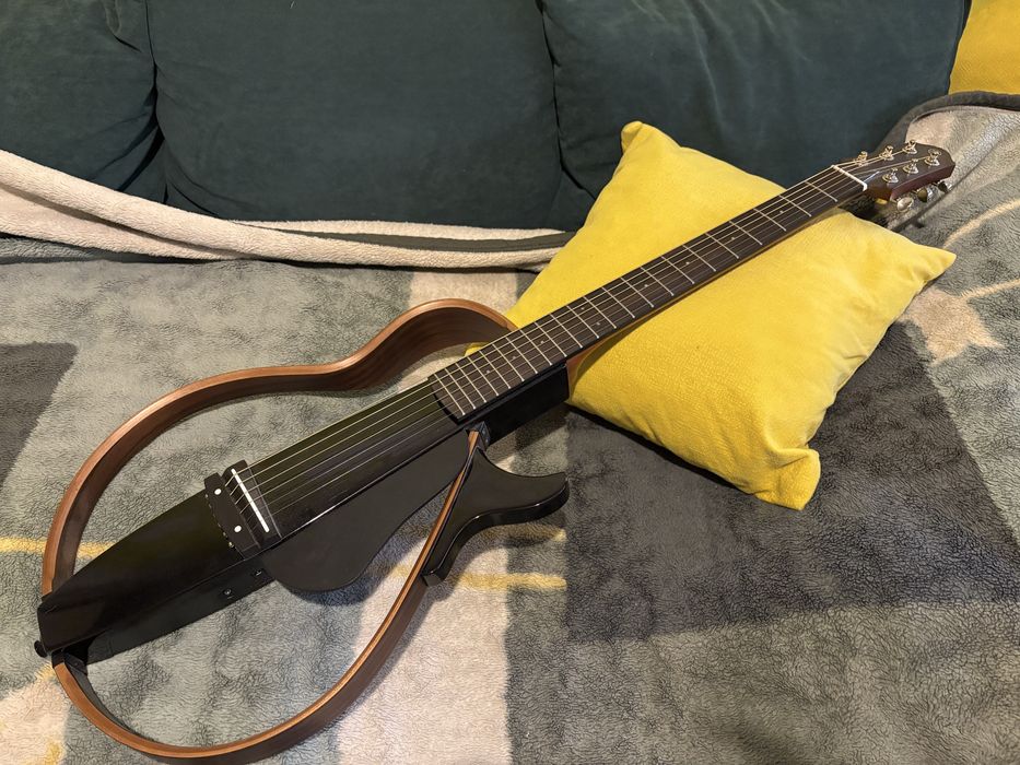 Продам Silent Гитару от YAMAHA торг