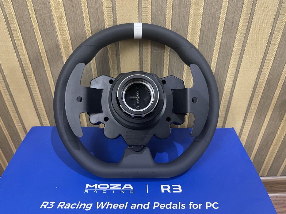 Продам руль moza r3