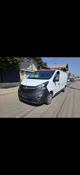 Opel vivaro  model  lung