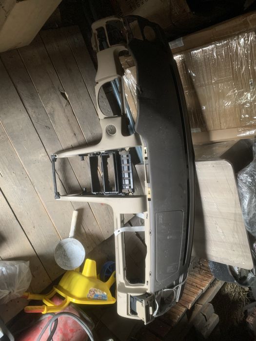 Продам общивки для дверей 4шт w210