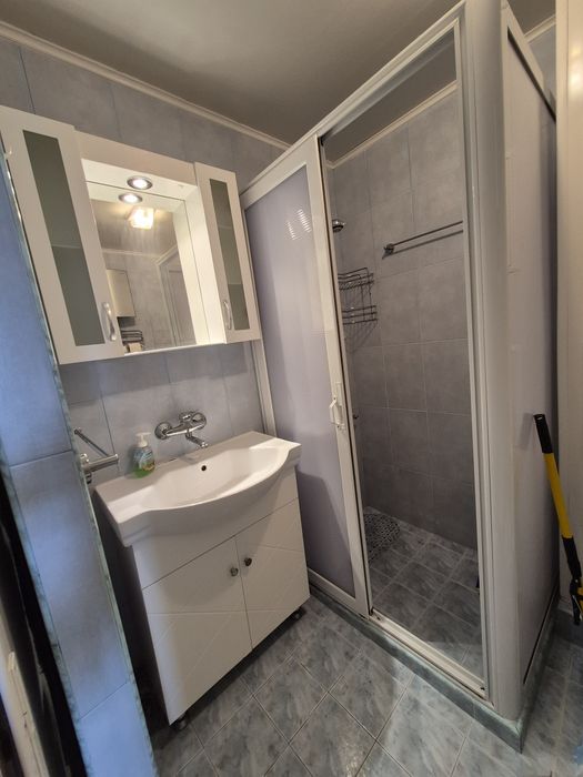 Дава под наем двустаен апартамент в гр. Стара Загора