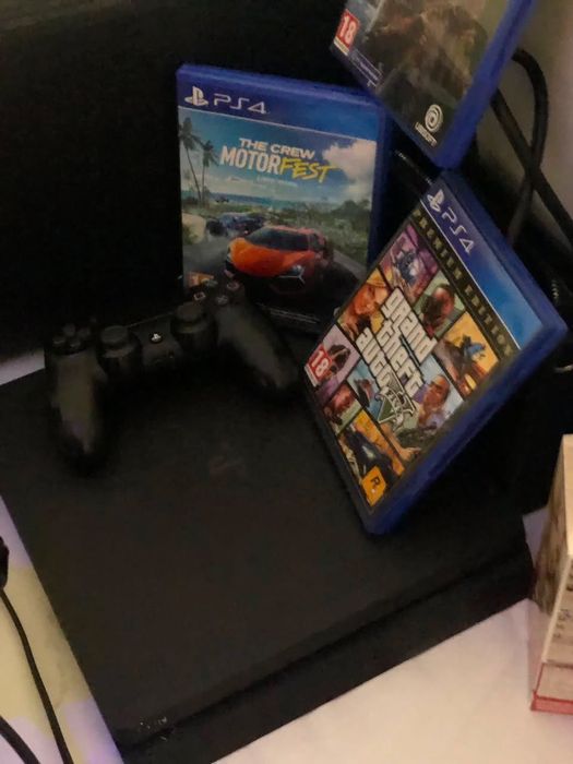 PlayStation 4 1TB