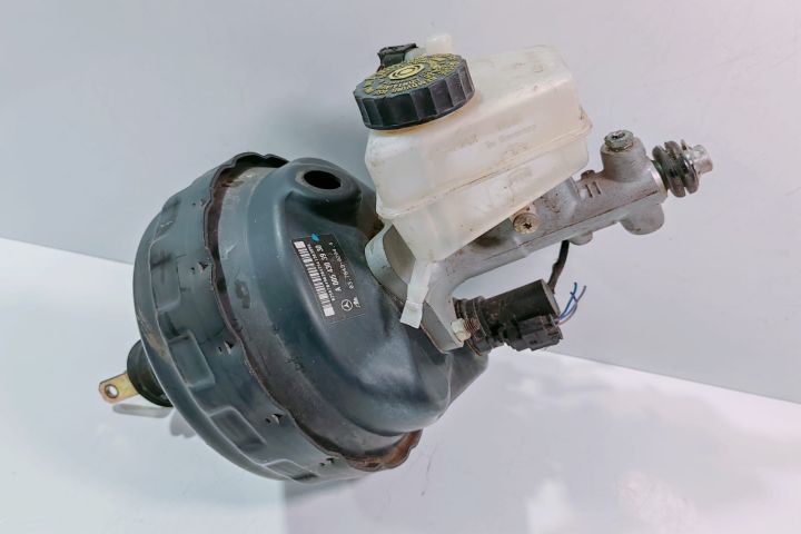 Tulumba Frana  cu pompa servofrana A0054303930 Mercedes-Benz C-Class