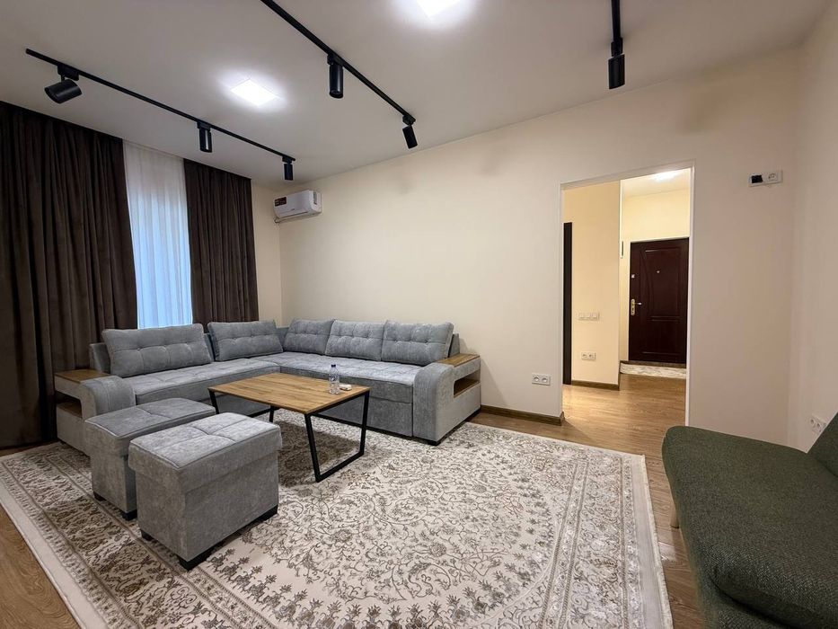 Продам 1/1/4 Буюк ипак йули Дипломатия