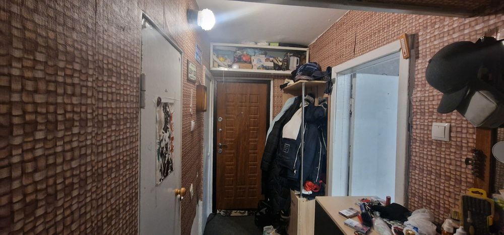 Продам 1-ком кварт 20 мкр-не