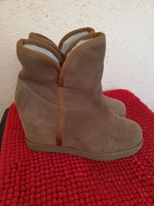 Ghete cu blana nr 39 Las Tropez piele întoarsă