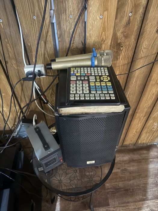 Продам караоке в комплекте