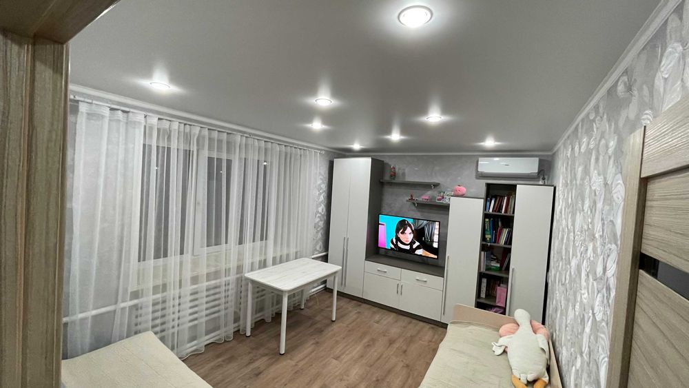 продам 2 комнатную квартиру