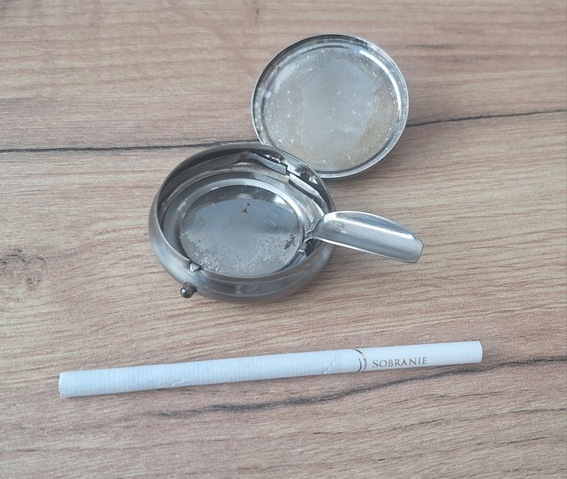 Scrumieră portabilă