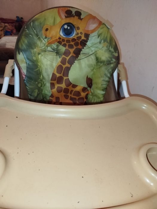 Детский стульчик для кормления