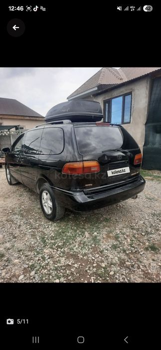 Продам Тойота Сиенну