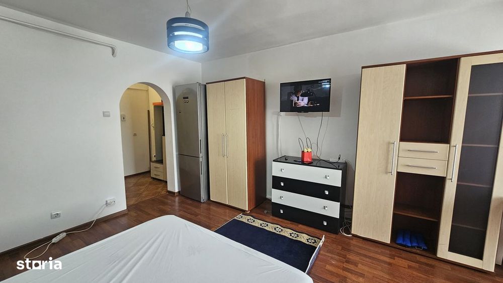 Apartament modern cu 1 camera de închiriat – etaj 4, zona Mazepa 1