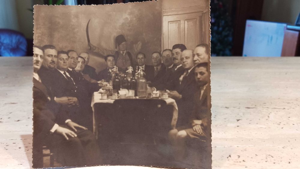 Foto adunare barbati origine islamica - autentica, unicat