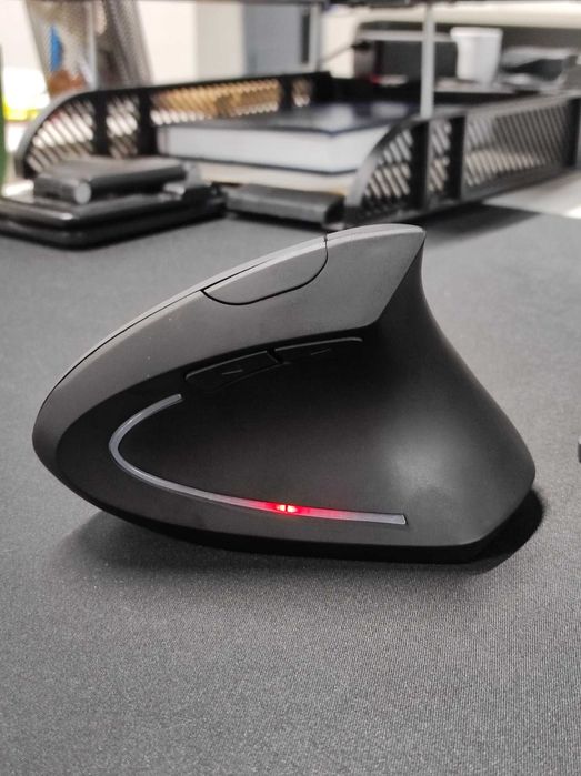 Беспроводная вертикальная мышь 2,4G 1600 точек на дюйм