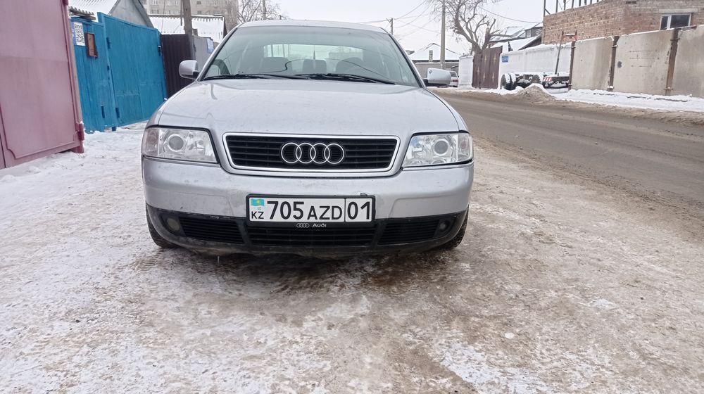 Ауди А6 С5 седан