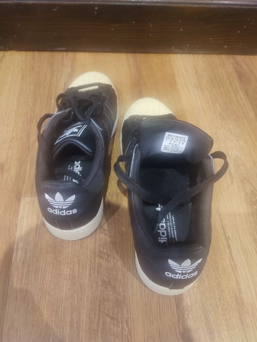 Adiddas original 42