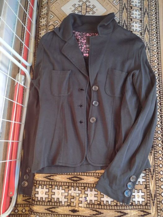 дамски якета л размер по 5лв