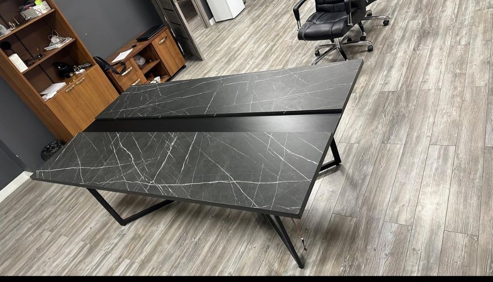 Стол ламинат 1/2