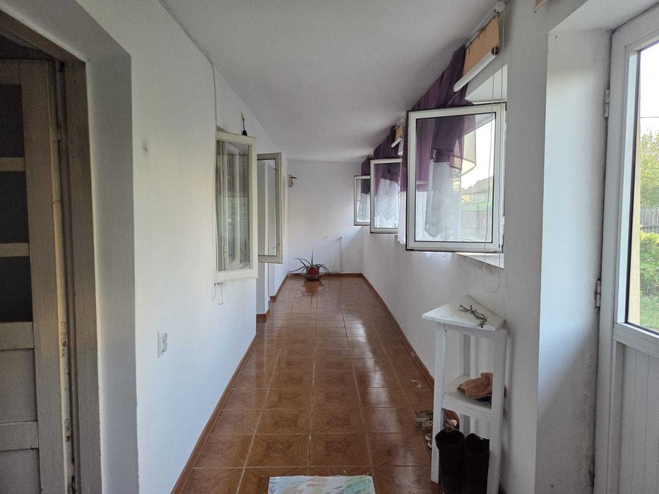 Casa de vinzare in comuna  NANOV