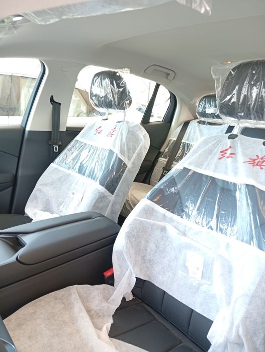 HongqiE-EM5 2025 restayling