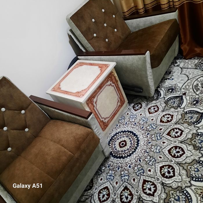 Кресло 2 та (кадимги креслони янгича ишланган)