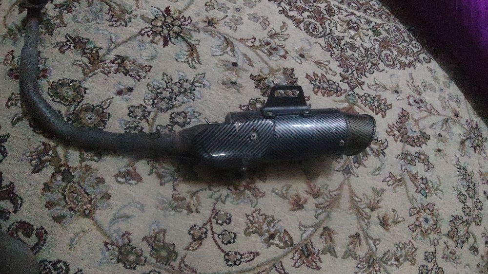 Akrapovuch glushter  arginal sotiladi