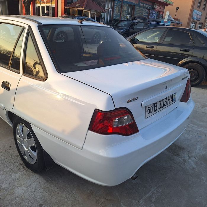 Nexia 2 Srochna sotiladi. BIR QO'L MINILGAN.