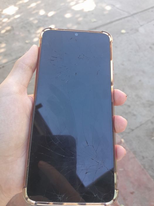 Продаю телефон Redmi 12C