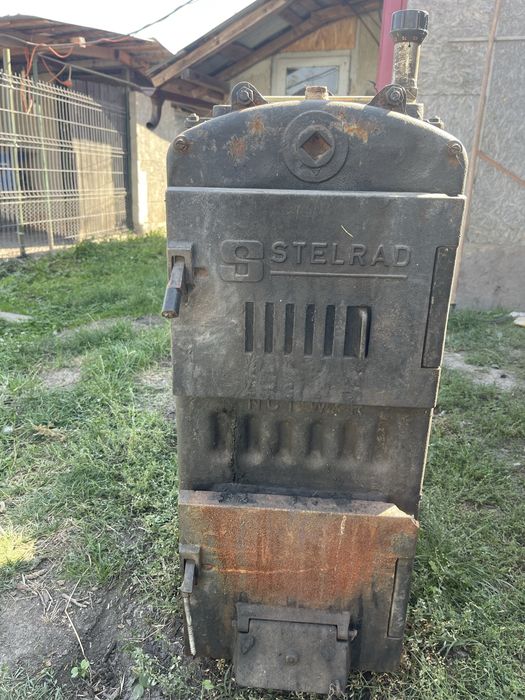 Centrala lemne de fonta, cos de fum, boiler terno si vad expansiune)