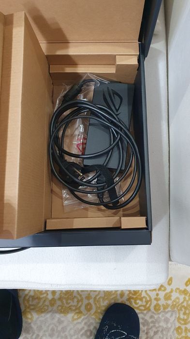 LAPTOP Gaming ASUS Nou cu toate accesorile