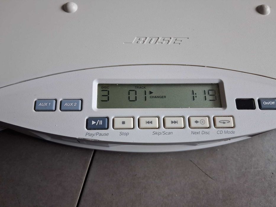 Bose Acoustic Wave multi disc charger