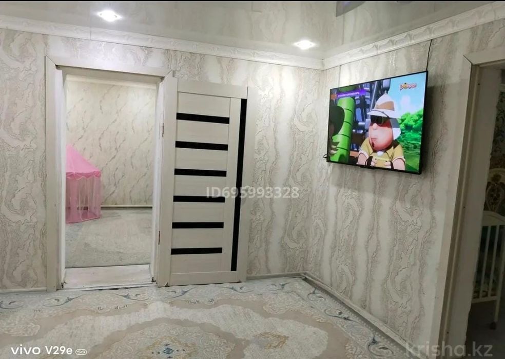 Продам 5ти ком. саманный дом