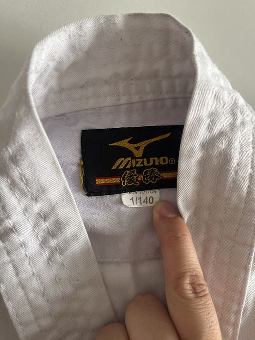 Кимоно для спорта белая